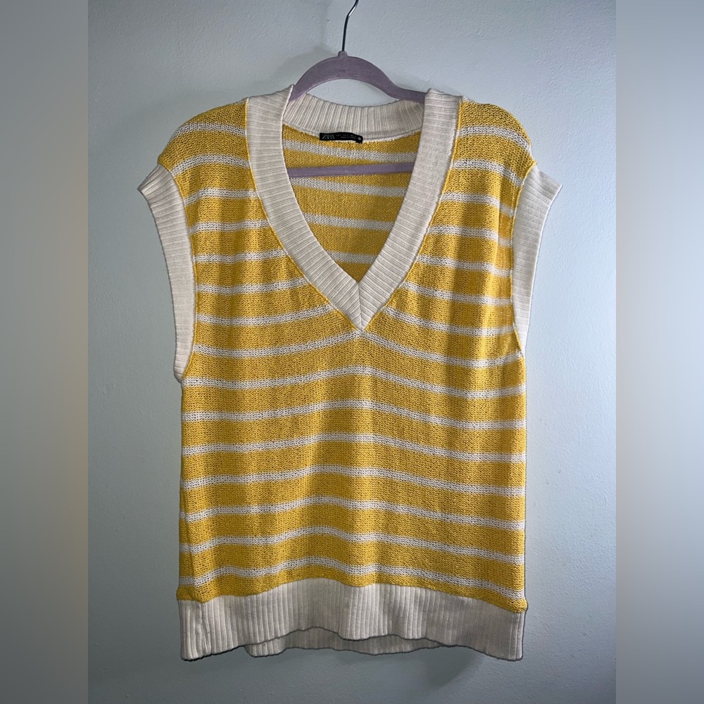Zara Women Sz Small Yellow Cream Stripe Knit Pullover V-Neck Rustic Sweater Vest